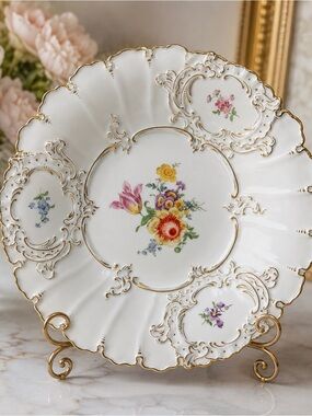 Antique Meissen White Floral Porcelain Cabinet Display Collectors Plate Gold 24k